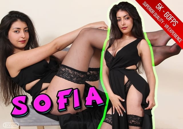 Seductive Sofia Gives You A Steamy Hot Foot Tease VRFootFetish Sofia — photo 3