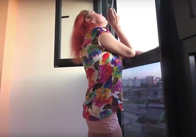 Natalired Plays With Heels VRXClouds — photo 1