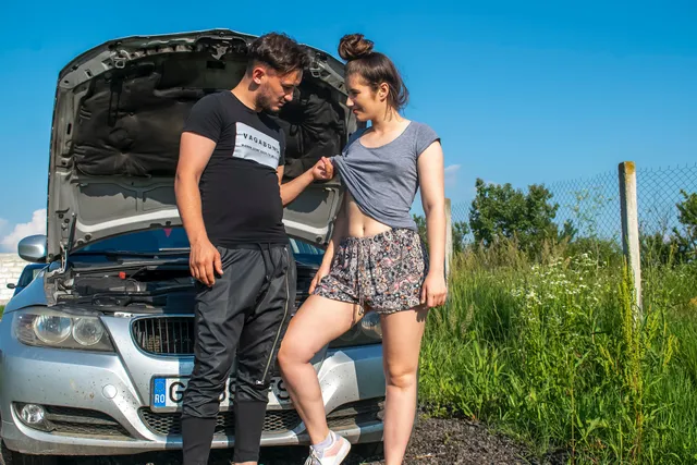 Darya & Brad - Fix My Car And Fuck My Pussy VRStars — photo 3