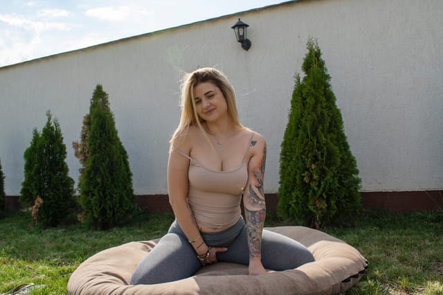 SassyTiff - Outdoor Massive Double Squirting! WoowVR — photo 2