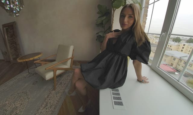 The Blonde in Black AgataQ StripzVR — photo 3