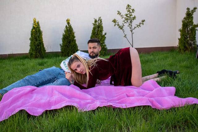 Lisa Sweet - Outdoor picnic sex Lisa Sweet VRStars — photo 8