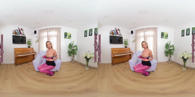 Lauren Louise Pink Perfection GlossTightsGlamourVR — photo 4
