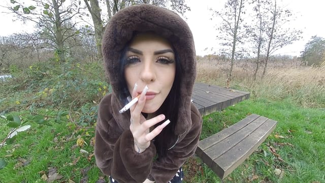 Shay London British Summer VRSmokers — photo 4