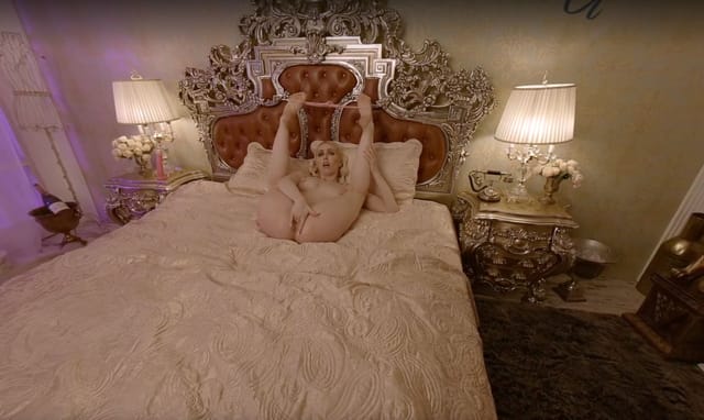 Sharing My Little Pink Secret Anna Delos KinkyGirlsBerlin — photo 8