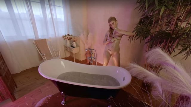 Sensual Bath Total Relaxation Ruin Lux KinkyGirlsBerlin — photo 6