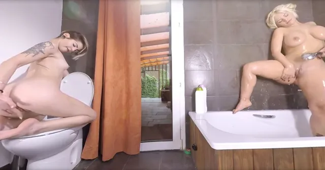 Masturbating In The Bathroom Thagsonvr — photo 3