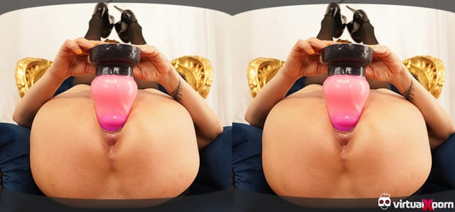 Tight Hole Stretched By Monster Toys Brittany Bardot VirtualXPorn — photo 3