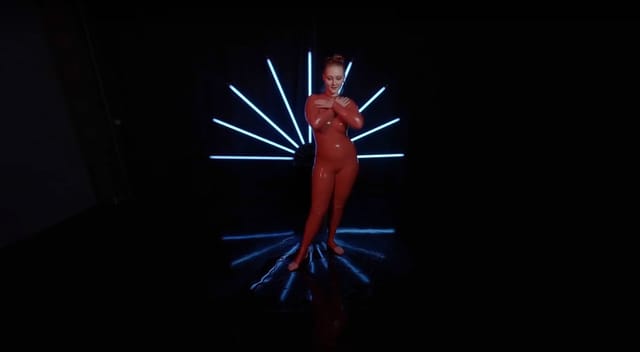 Red latex lady takes a shower Amanda KinkyGirlsBerlin — photo 29