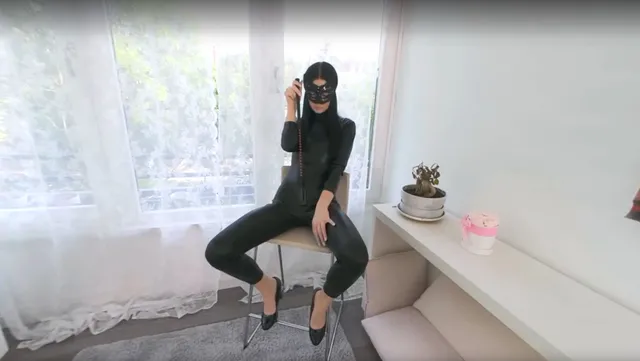 The impossible girl Simon Kitty perVRt — photo 3