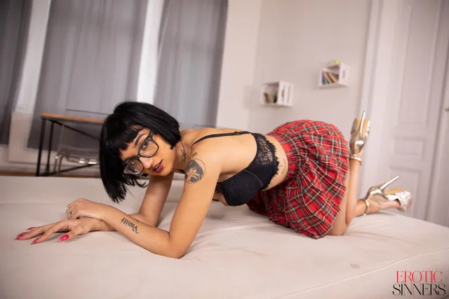 Schoolgirl Have Her Ass Drilled Erotic Sinners — photo 8
