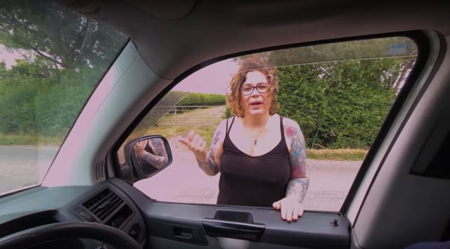 Jogger Gets Juicy Inara Stark FuckTruckVR — photo 3