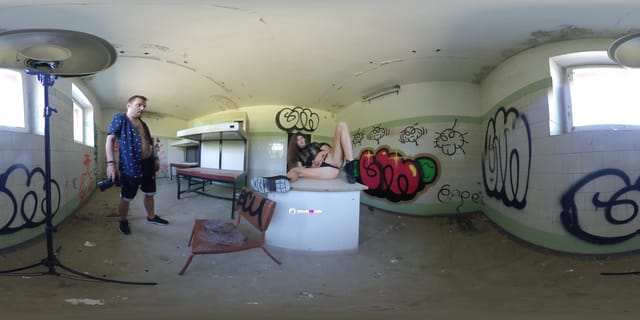 360VR Video Nude Fetish Photosession Backstage With Sascha FeelmeVR — photo 7