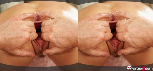 She Squirts During Fist Fucking Brittany Bardot VirtualXPorn — photo 1