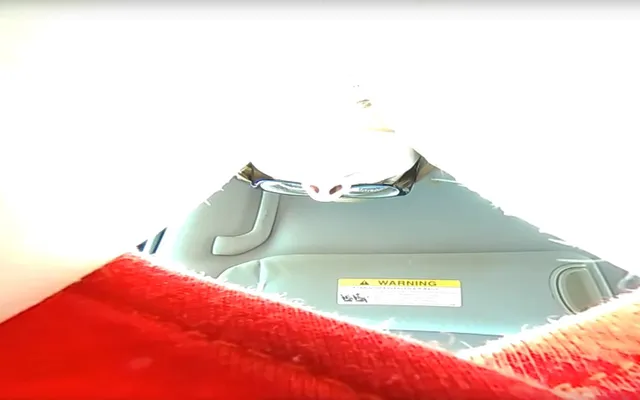 Unaware Giantess Tiny Man Hides in Tits Jane Judge — photo 2