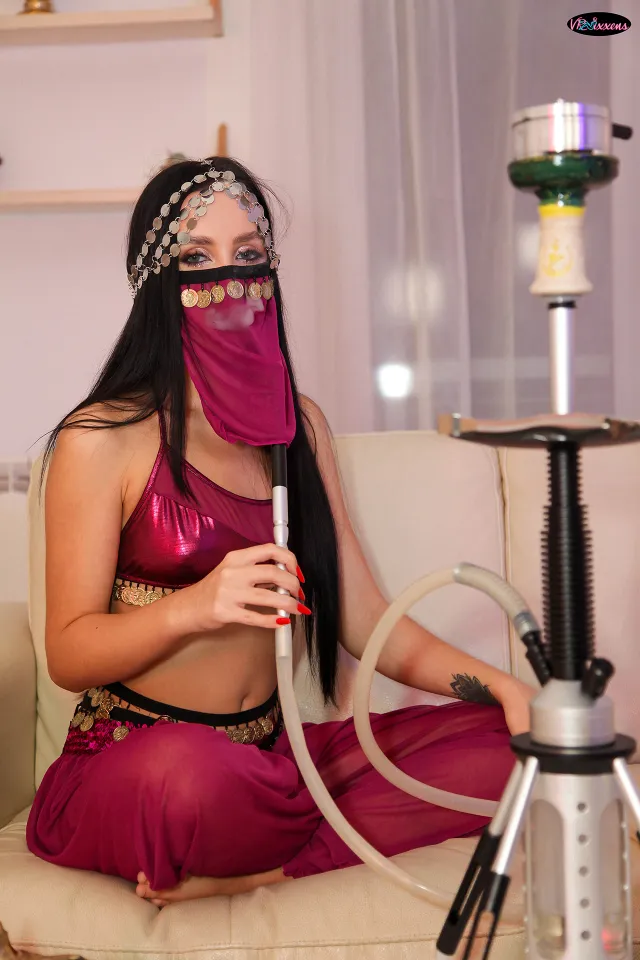 Bahlam Feek - Lara Sins VR porn — photo 4