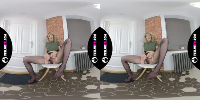 Limona Busty Teen Plays With Tights 180 3d VR FeelmeVR — photo 28