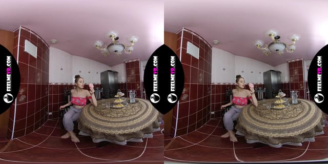 Lina Eats A Donut And Masturbates In The Kitchen Vr180 FeelmeVR — photo 2