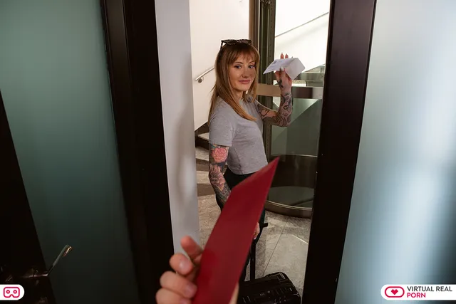 A Night to Remember with Ivy Maddox VR porn — photo 7