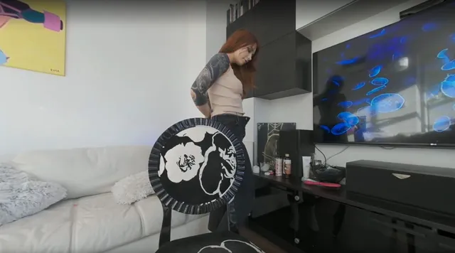 Tattooed Babe Cheri Fetish Video Hair Brush Masturbation VRgoddess — photo 8