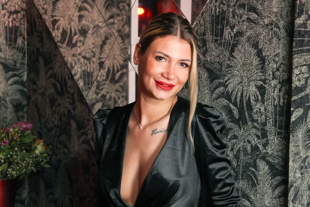 House Special Hole - Ava Shinezz VRixxens — photo 1