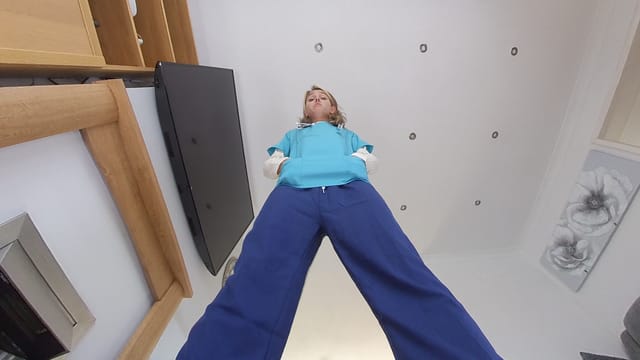Facesitting Nurse - Chloe Toy JimmyDraws — photo 1