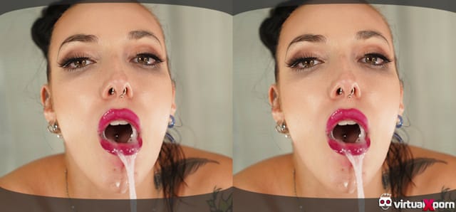 Giada Suicide All Holes Stretched VR porn — photo 1