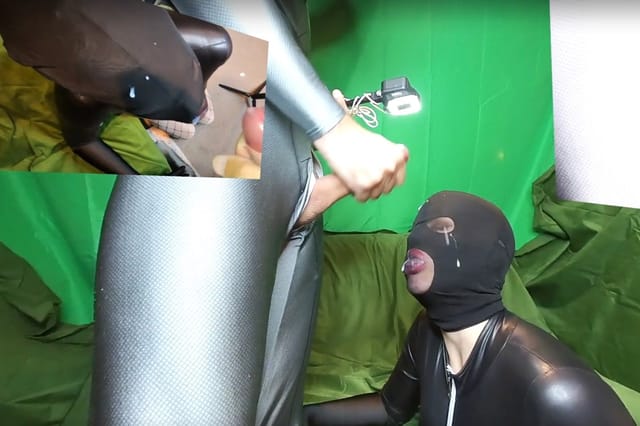 Nora Fox White pantyhose and fishnet VR porn — photo 1