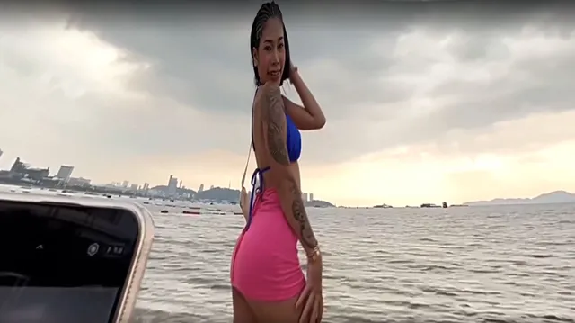 Superhot Asian Beachgirl Fucks Happy Tourist Anna VRinAsia — photo 28