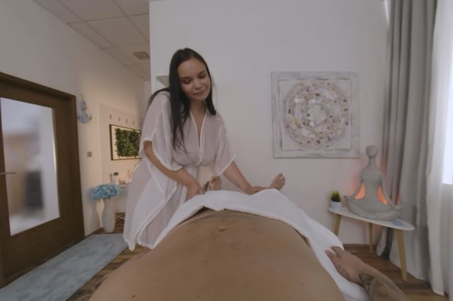 Welcome Back Sofia Lee VRMassage — photo 1