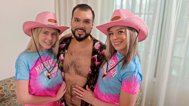 BEST FREINDS DEEPTHROAT SMALL DICK TEDDY Immoral Family — photo 4