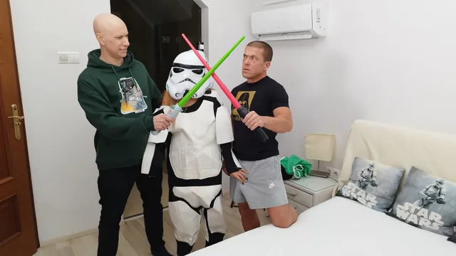 CLARA TRINITY PART ONE - SURPRISE THREESOME for STAR WARS LOVING STEPDAD Immoral Family — photo 9
