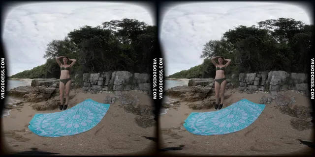 Rebeka Ruby Masturbating On A Nude Beach In Italy VRgoddess — photo 10