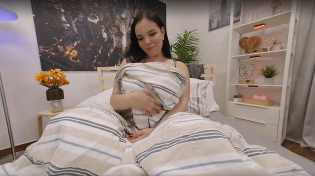 Squeeze - Sofia Lee II SqueezeVR — photo 2