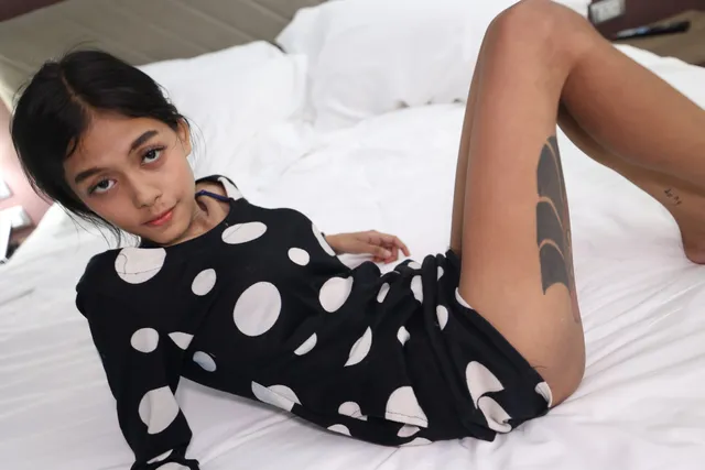 Super Skinny Asian Student Meets For A Second Round Tong VRinAsia — photo 10