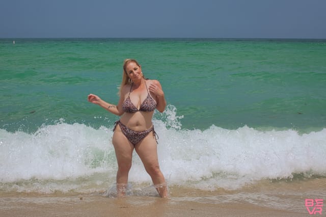 Danni Jones A Day at the Beach Chris Cardio BlushErotica — photo 1