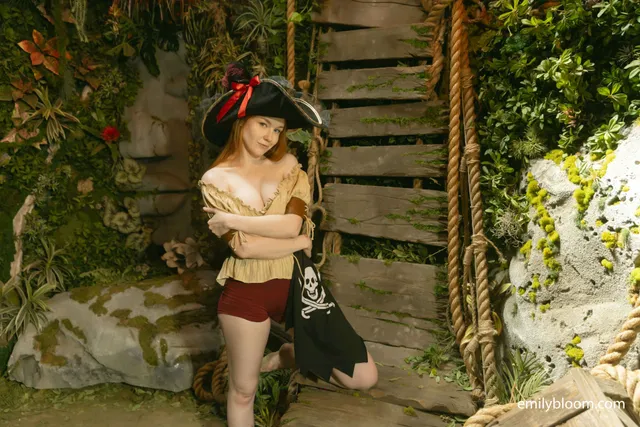 Pirates Life EmilyBloom — photo 1