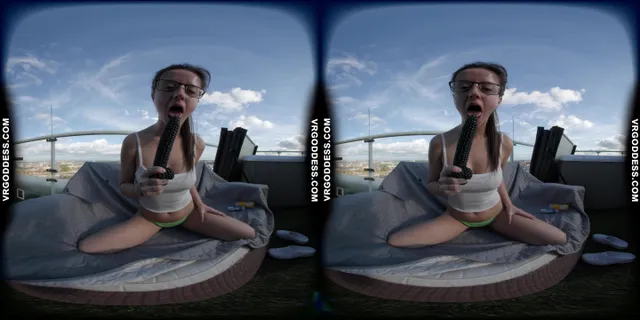 Gabriela Lati Masturbating With A Dildo Outdoors On A Cold Day Then Jacuzzi To Warm Up VRgoddess — photo 18