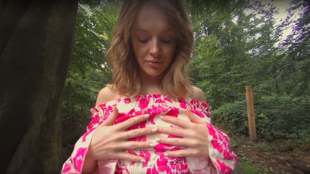 Natalia Forrest Flashing BlissAVR — photo 25