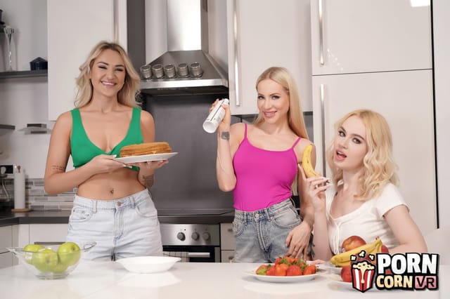 Cake Party Foursome PornCornVR — photo 2