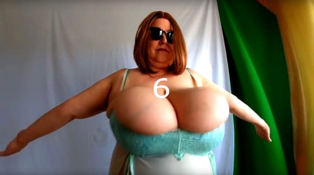 The Turquoise Small Bra Titty Fuck With Maja MajaMagic — photo 7