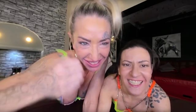 Lesbians Caught Give JOI - Badass Daisy And Bianca PeepingThom — photo 19
