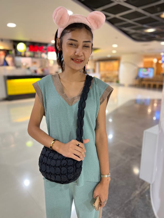 Flat Chested Nurse Met In A Mall, Banged Within 20 Minutes ! JohnTronDiaries — photo 4