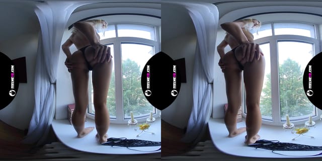 Kelly Skinny Teenager Window Striptease 180VR FeelmeVR — photo 10
