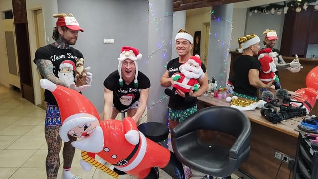 Catherine Knight — SANTA'S HORNY HOTWFIE MRS. CLAUS CREAMPIE THREESOME virtual reality porn — photo 6