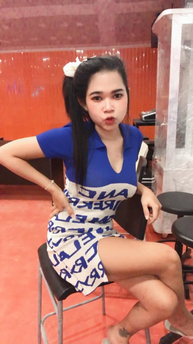 Cute Thai Lady With Hangtits And Cute Face Gets Cramped On First Date JohnTronVR — photo 9