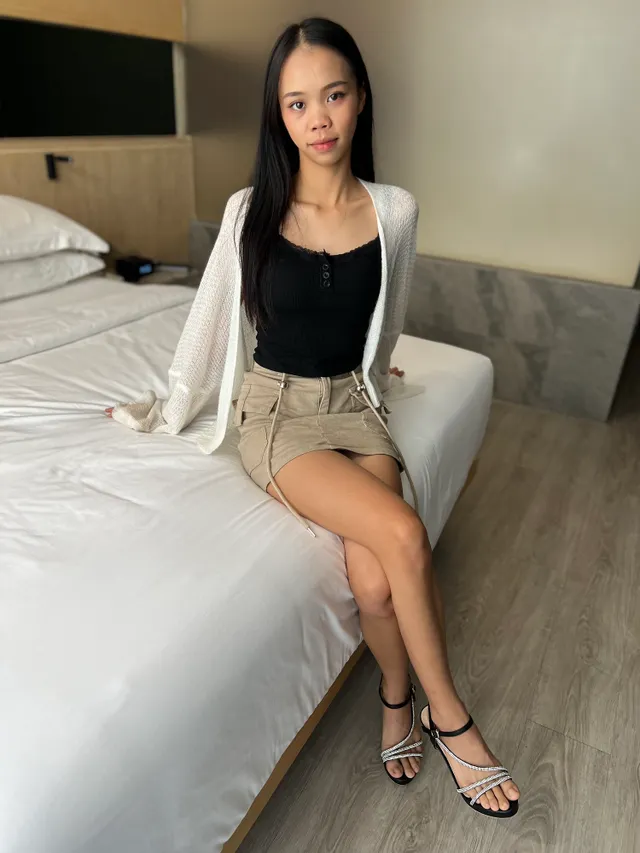 Super Skinny Pattaya Bargirl Does Her First Porn Puki JohnTronBarGirls — photo 3