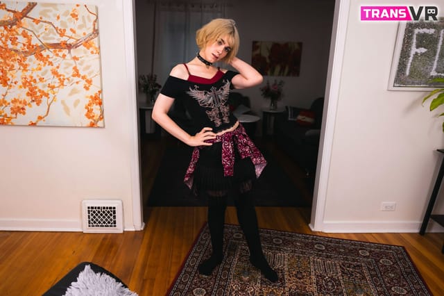 I Just Can't Help Myself Faye Lockwood TransVR — photo 2