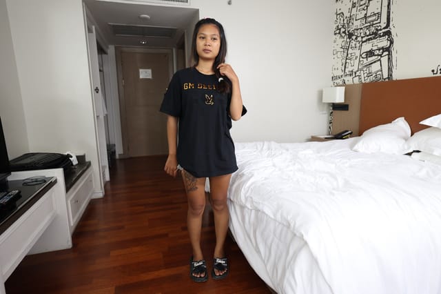 Super Cute Thai Student Comes For A Second Load Card VRinAsia — photo 9
