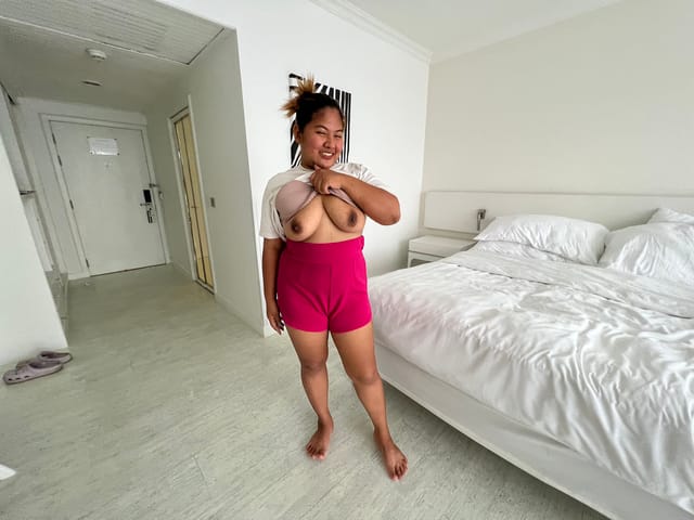 Fat Thai Maid Desperate For White Cum FAI JohnTronVR — photo 8